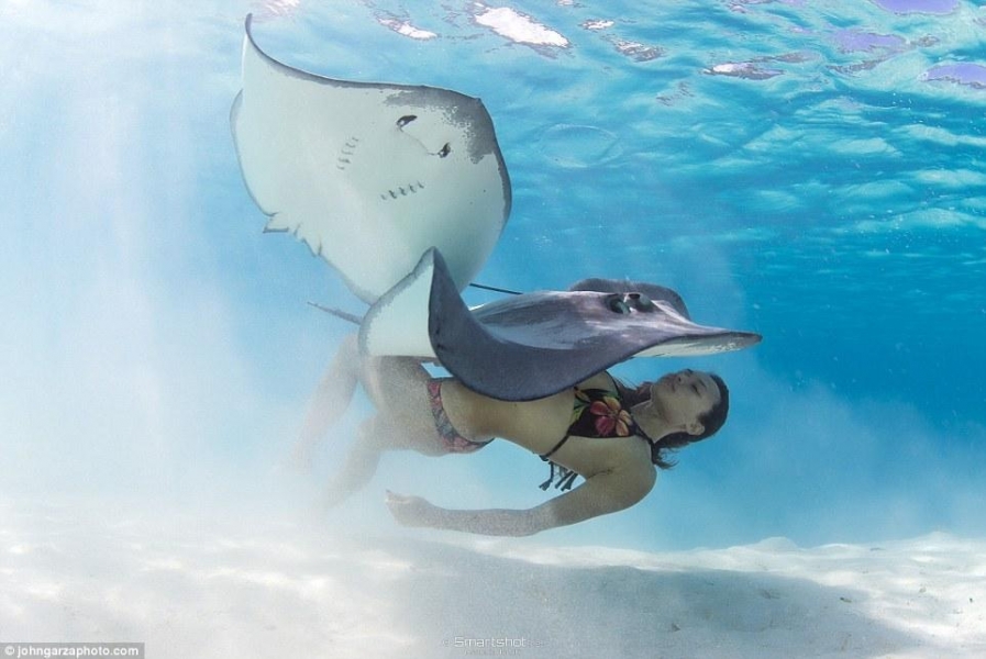 Ůģ޴ħˮӾ ƱҧҲ