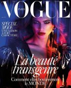 她演绎首张《VOGUE》封面,就创造了历史?